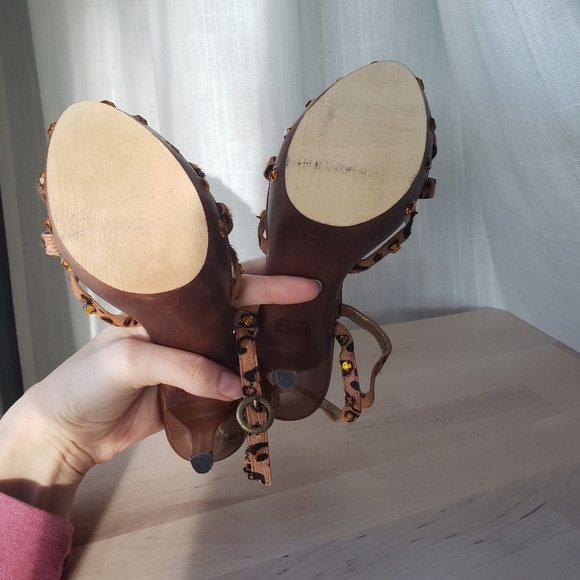 SOLD Betsey Johnson T Strap Calf Hair Leopard Pump with Rhinestones and Wood 5.5 - Picture 8 of 13